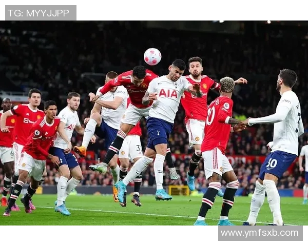 世界足球历史百大球星回顾与荣耀时刻盘点