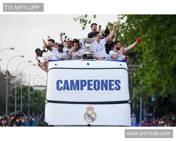 如何通过足球星球大战获取皇马队员与战术策略解析 如何通过足球星球大战获取皇马队员与战术策略解析