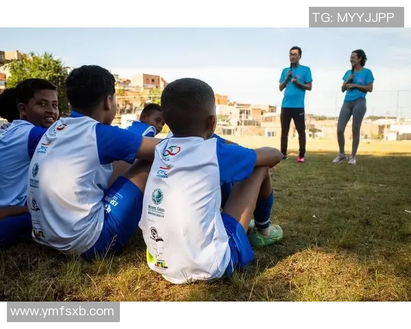 聚焦各路球星绿茵风采畅谈足球技艺与辉煌瞬间 聚焦各路球星绿茵风采畅谈足球技艺与辉煌瞬间