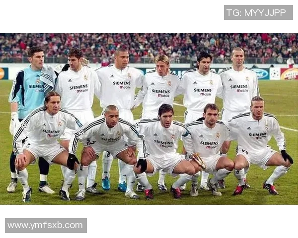 当足球球星化身显眼包赛场焦点背后的趣味与魅力 当足球球星化身显眼包赛场焦点背后的趣味与魅力