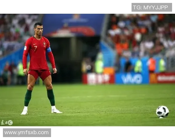 足球巨星精彩瞬间集锦 展现球场魅力与技巧的极致表现